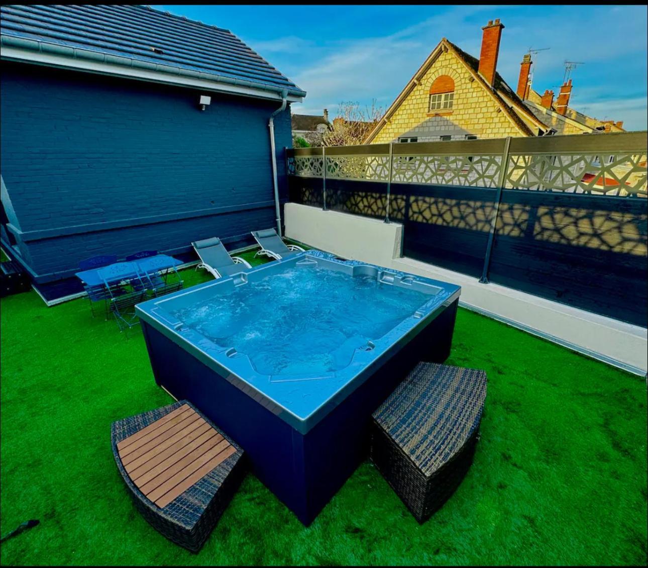 La Maison Du Faubourg Jacuzzi Vitry-le-François Eksteriør billede